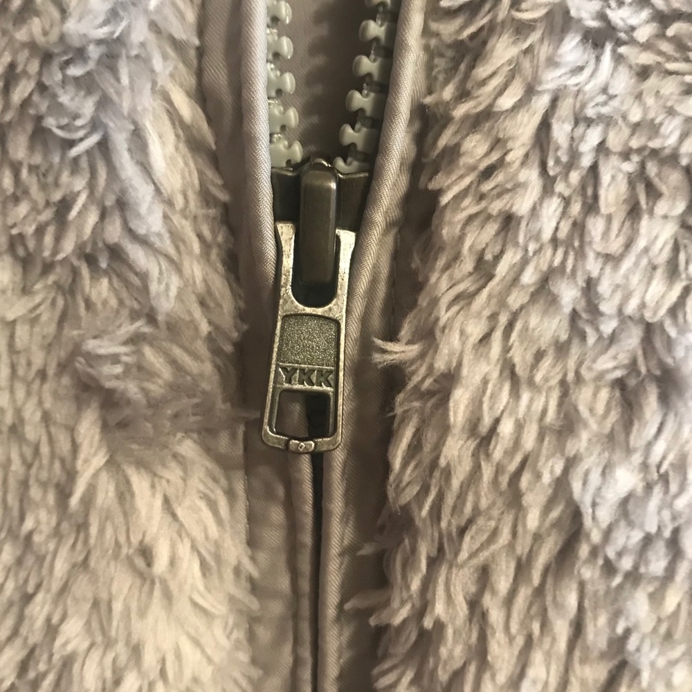 BNWT Patagonia Los Gatos Full Zip in Drifter Grey - Picture 7 of 8